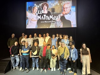 ESAT : “Les Inattendu·e·s” des SAESAT Ateliers Kennedy et La Bulle Bleue posent des questions à une star de The Voice Kids.